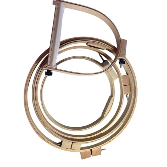 Set of 5 Wooden Embroidery Hoops Frames Crafts Sizes 18" 16" 14" 11" 9.5" x 10" - Picture 1 of 6
